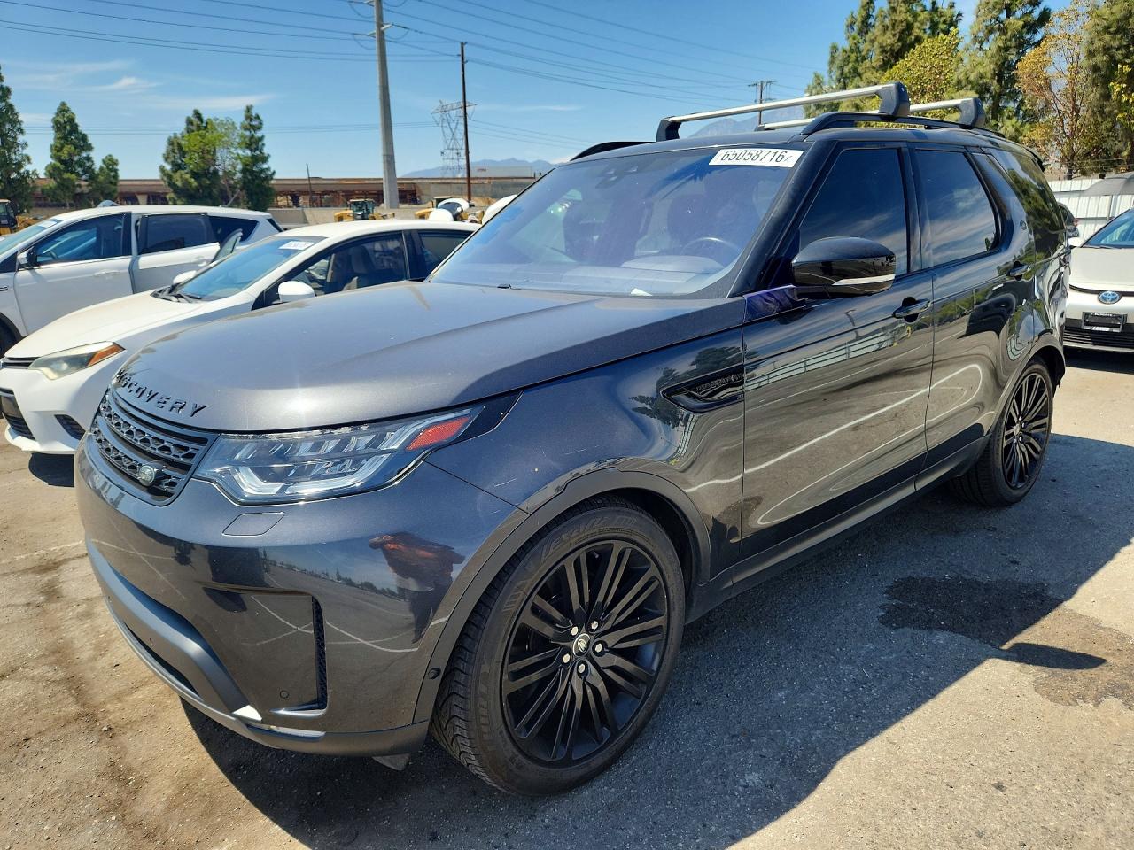 2017 LAND ROVER DISCOVERY