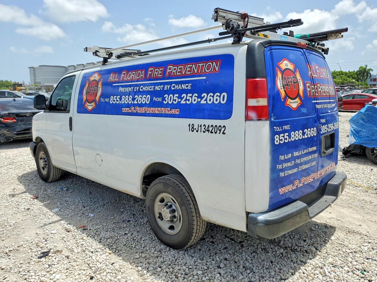 1GCWGAFG2J1342092 · 2018 CHEVROLET EXPRESS G2500 · 2/13