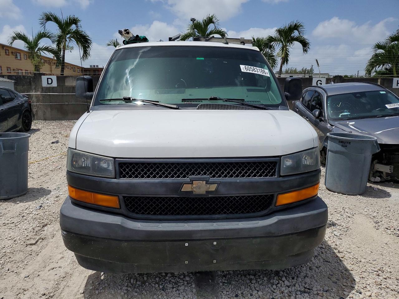 1GCWGAFG2J1342092 · 2018 CHEVROLET EXPRESS G2500 · 5/13