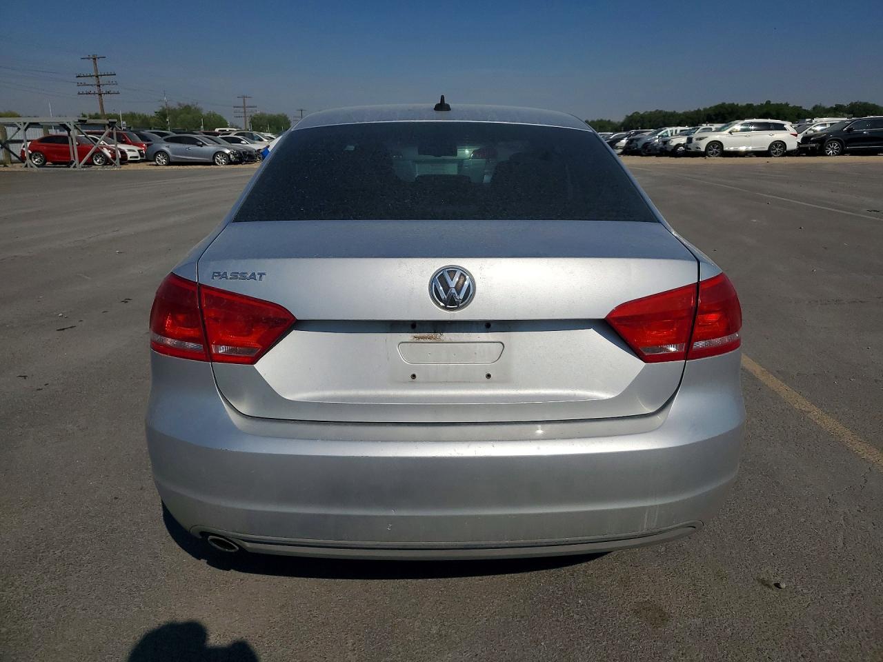 1VWBH7A35CC026208 · 2012 VOLKSWAGEN PASSAT · 6/12