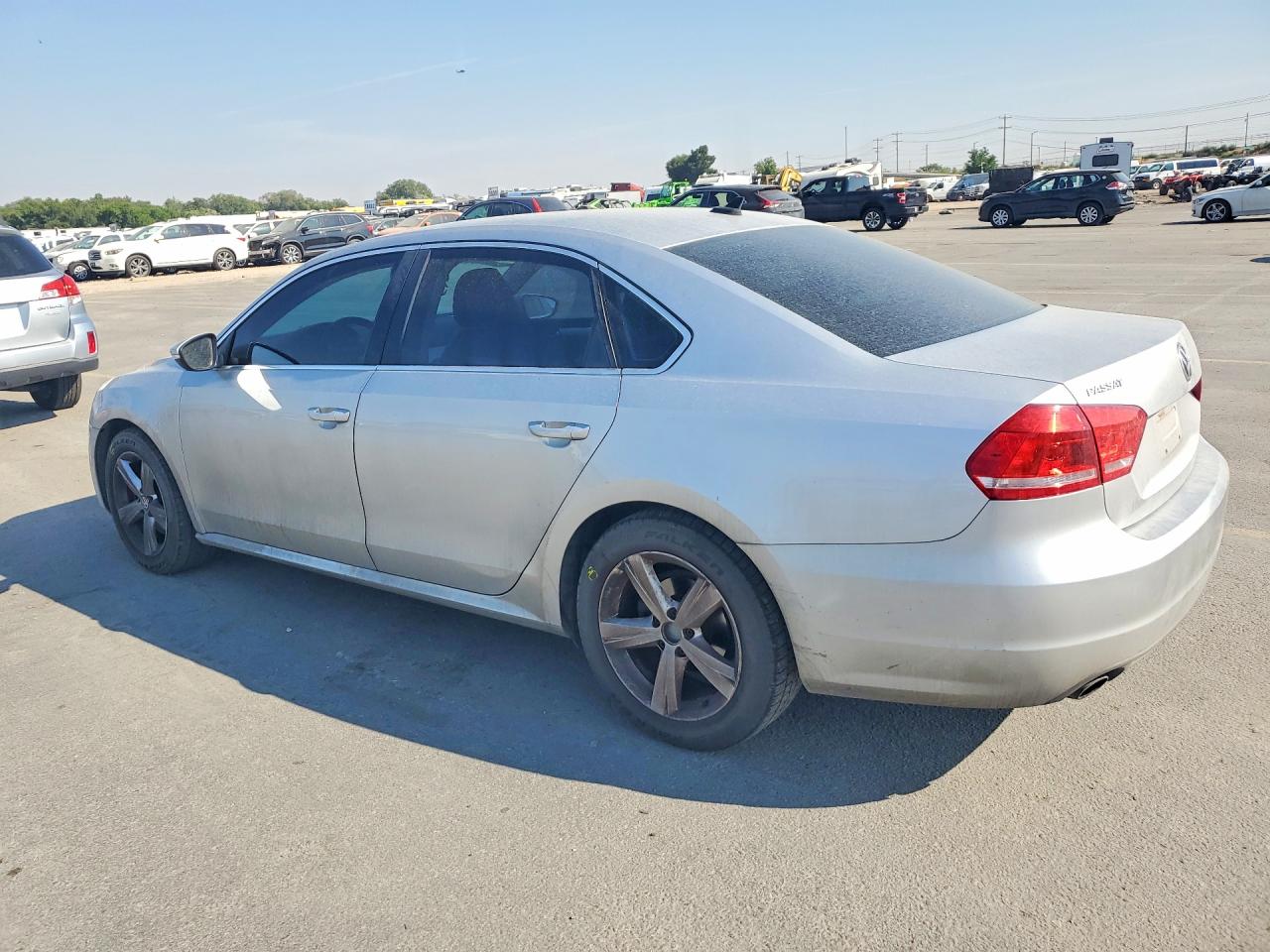 1VWBH7A35CC026208 · 2012 VOLKSWAGEN PASSAT · 2/12