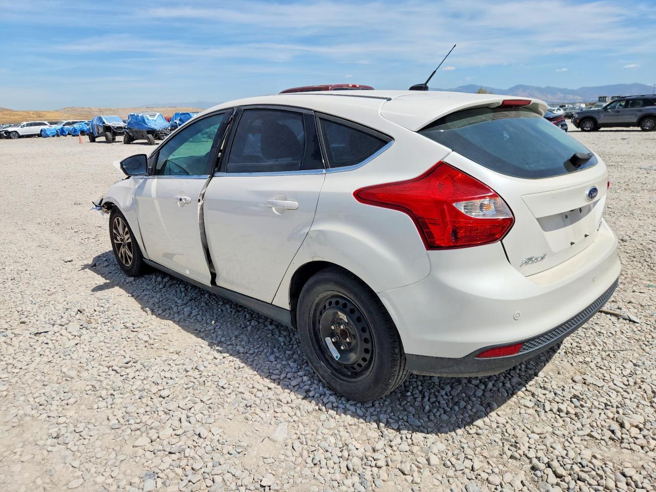 1FADP3N23DL335191 · 2013 FORD FOCUS · 2/13
