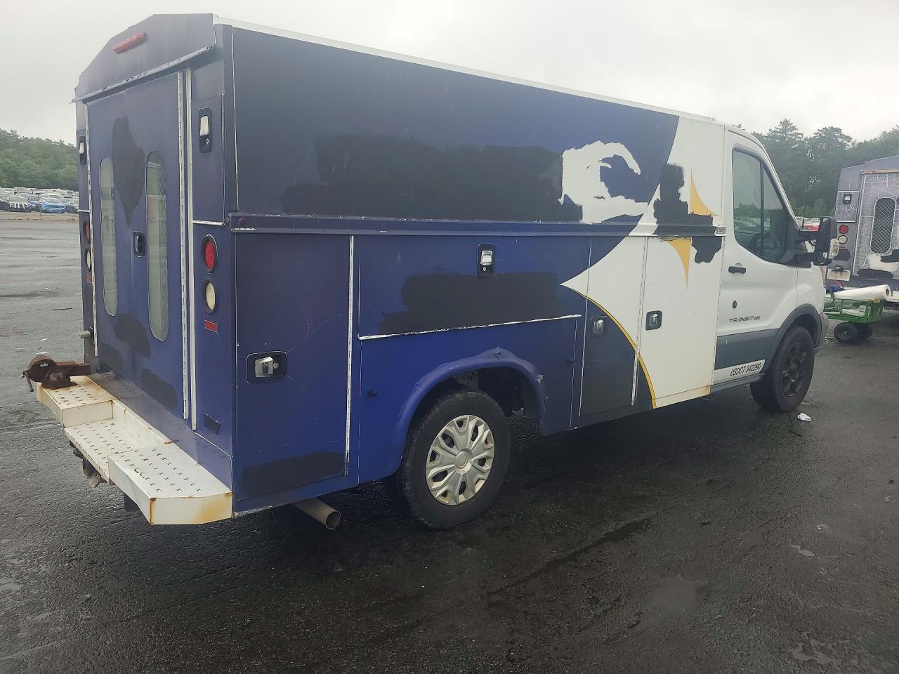 1FDYR5PM7FKB23432 · 2015 FORD TRANSIT · 3/13
