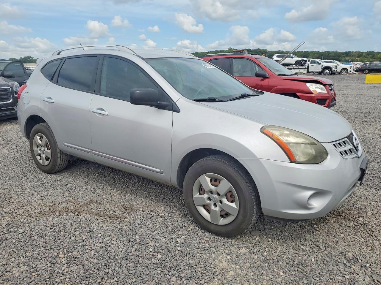JN8AS5MT0EW102617 · 2014 NISSAN ROGUE SELECT · 4/13