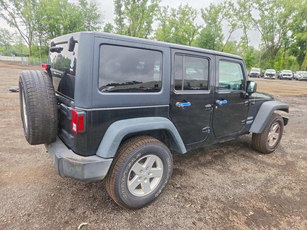 1C4BJWDG8FL549730 · 2015 JEEP WRANGLER UNLIMITED · 3/13