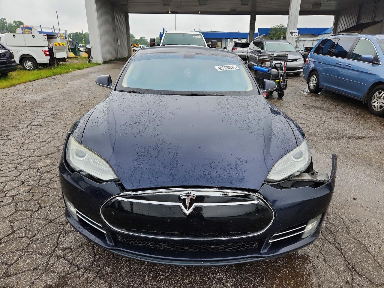 5YJSA1AG4DFP08699 · 2013 TESLA MODEL S · 5/12
