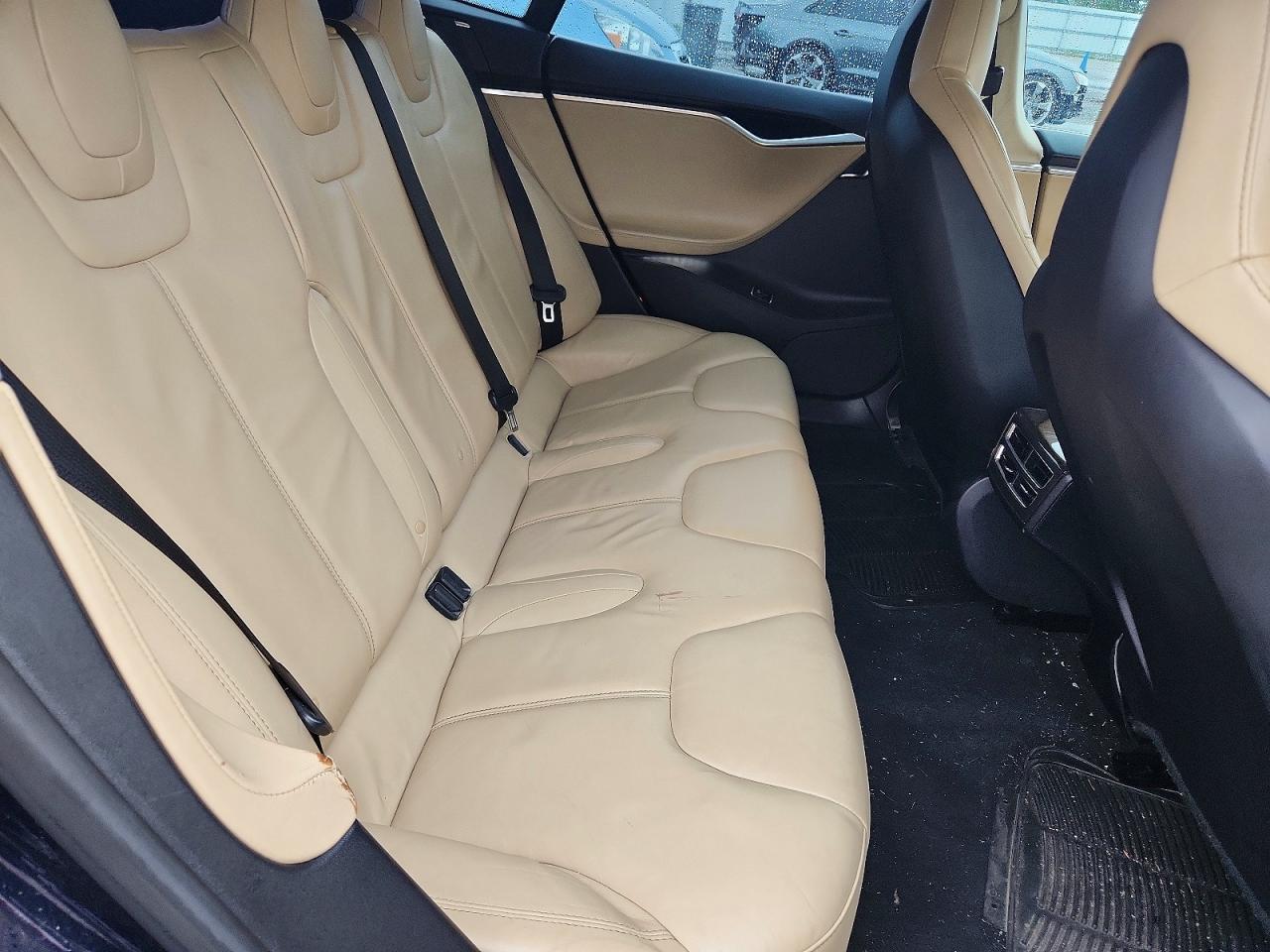 5YJSA1AG4DFP08699 · 2013 TESLA MODEL S · 10/12