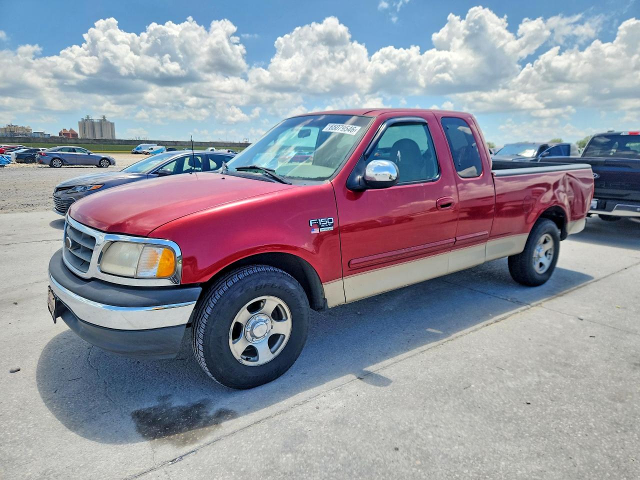 2FTRX17L6YCA30228 · 2000 FORD F150