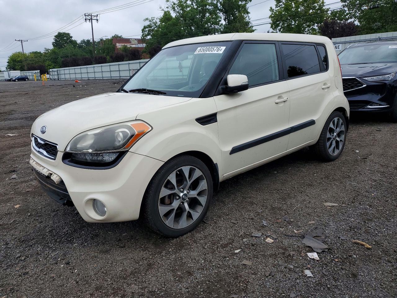 KNDJT2A63C7418929 · 2012 KIA SOUL
