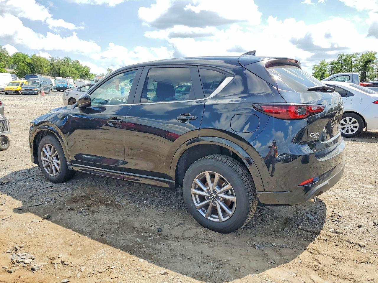 JM3KFBCM3S0808175 · 2025 MAZDA CX-5 · 2/13
