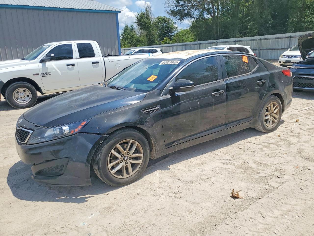 KNAGM4A79B5136992 · 2011 KIA OPTIMA
