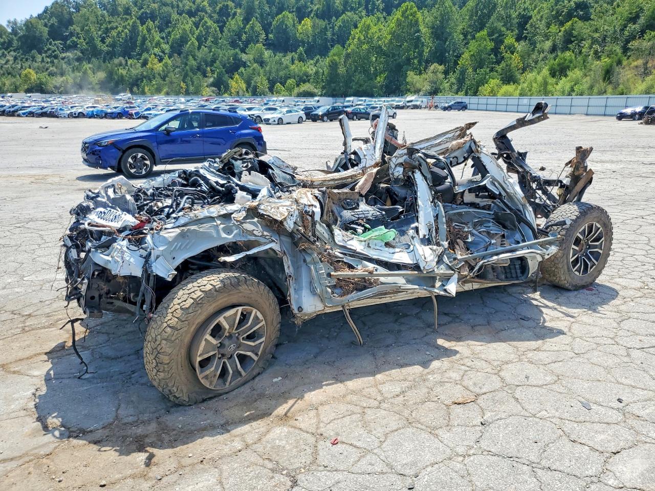 3TMCZ5AN6LM355749 · 2020 TOYOTA TACOMA