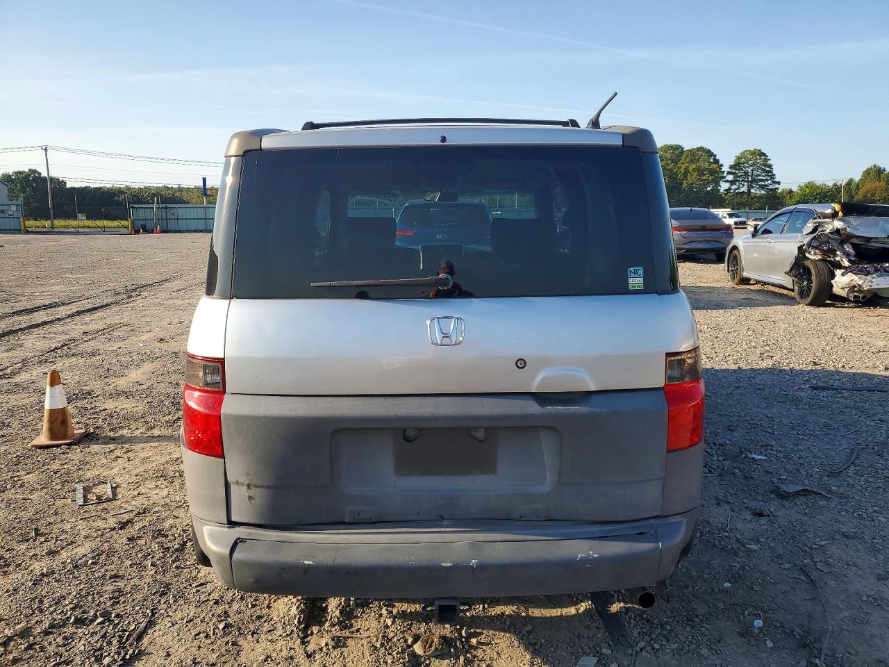5J6YH28563L005417 · 2003 HONDA ELEMENT · 6/13