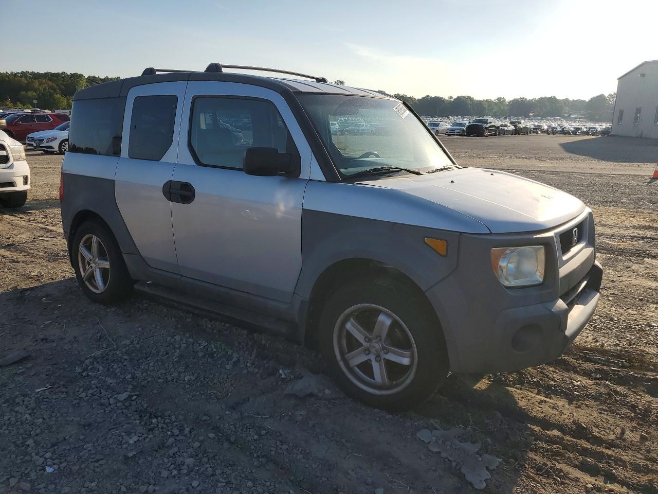 5J6YH28563L005417 · 2003 HONDA ELEMENT · 4/13