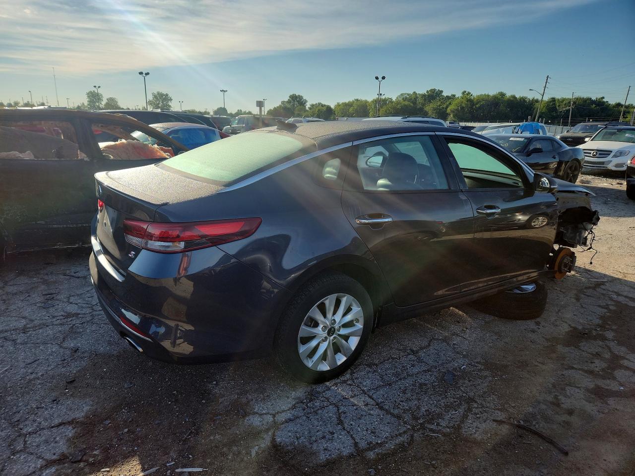 5XXGT4L32JG241609 · 2018 KIA OPTIMA · 3/12