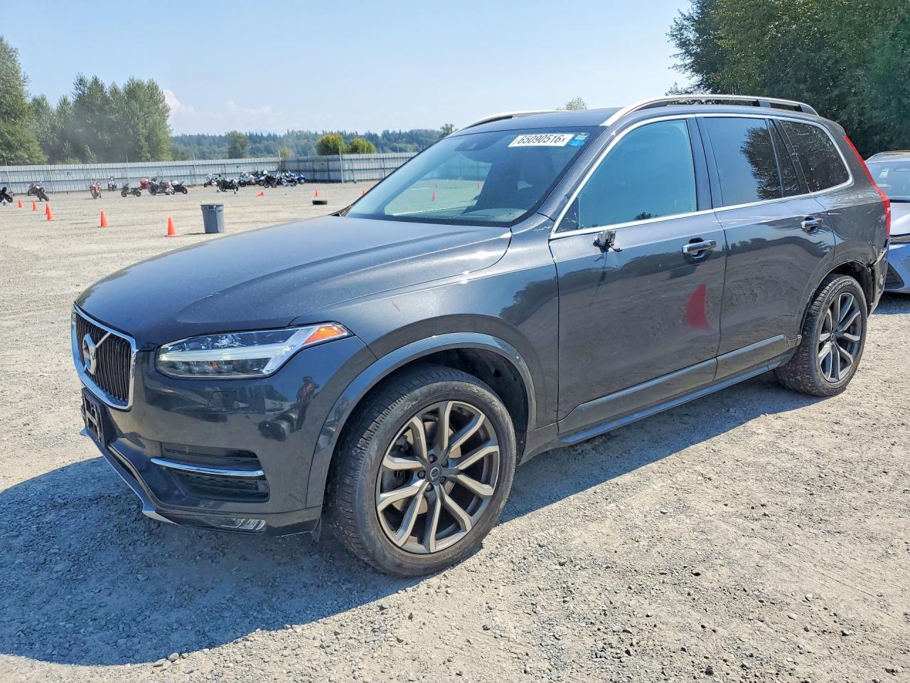 2017 VOLVO XC90
