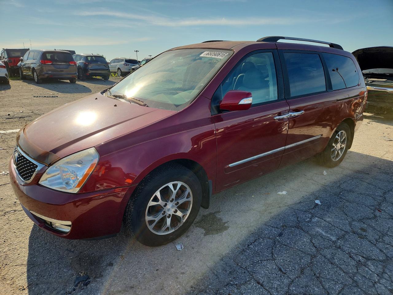 KNDMH4C77E6556627 · 2014 KIA SEDONA