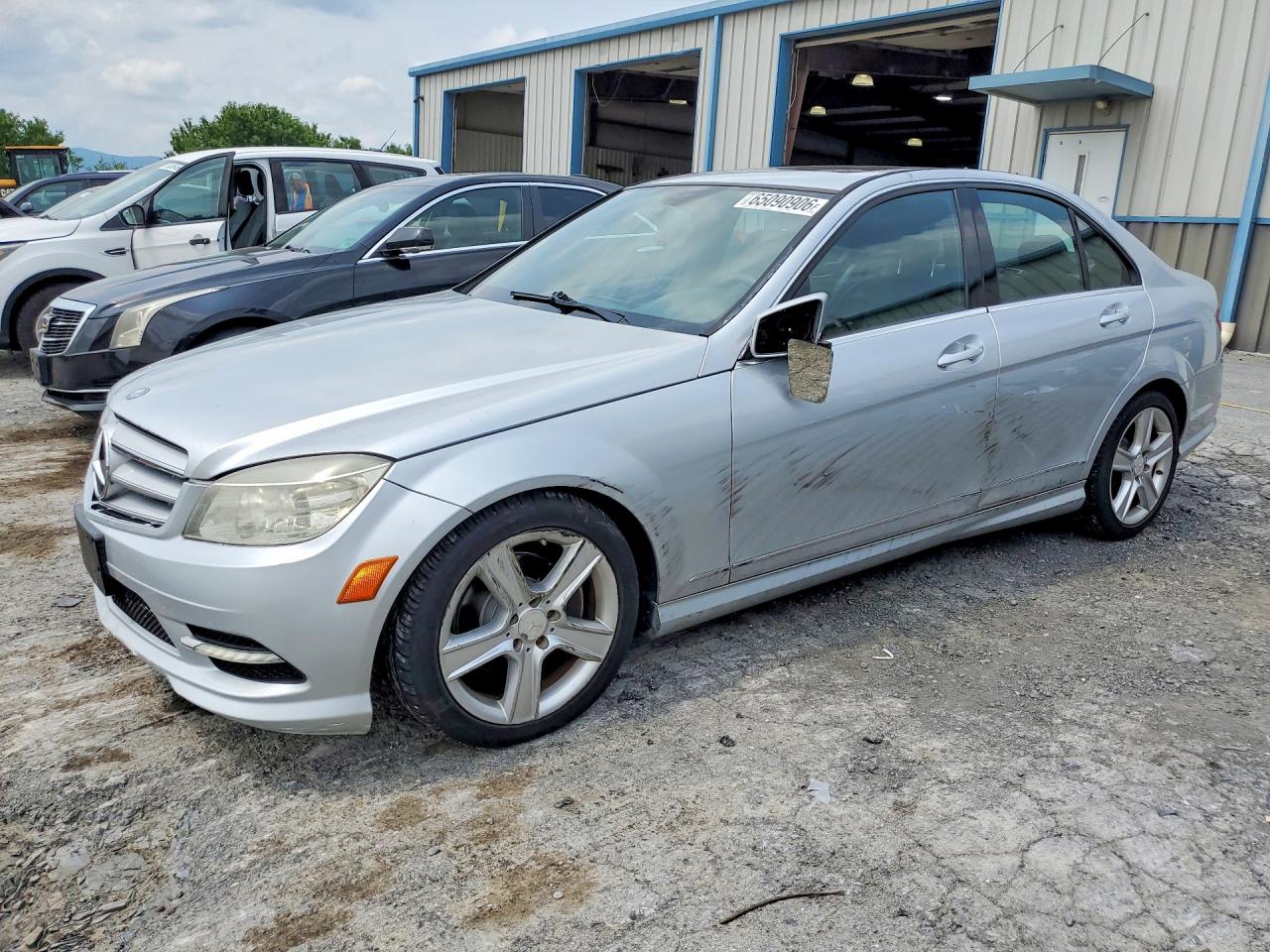WDDGF8BB6BR145283 · 2011 MERCEDES-BENZ C