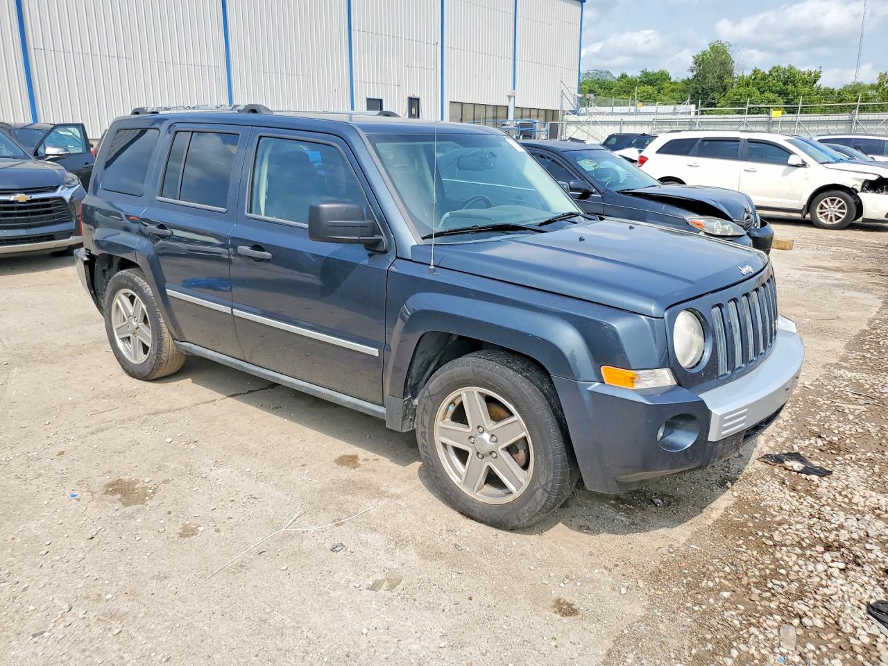 1J8FF48W58D608246 · 2008 JEEP PATRIOT · 4/13