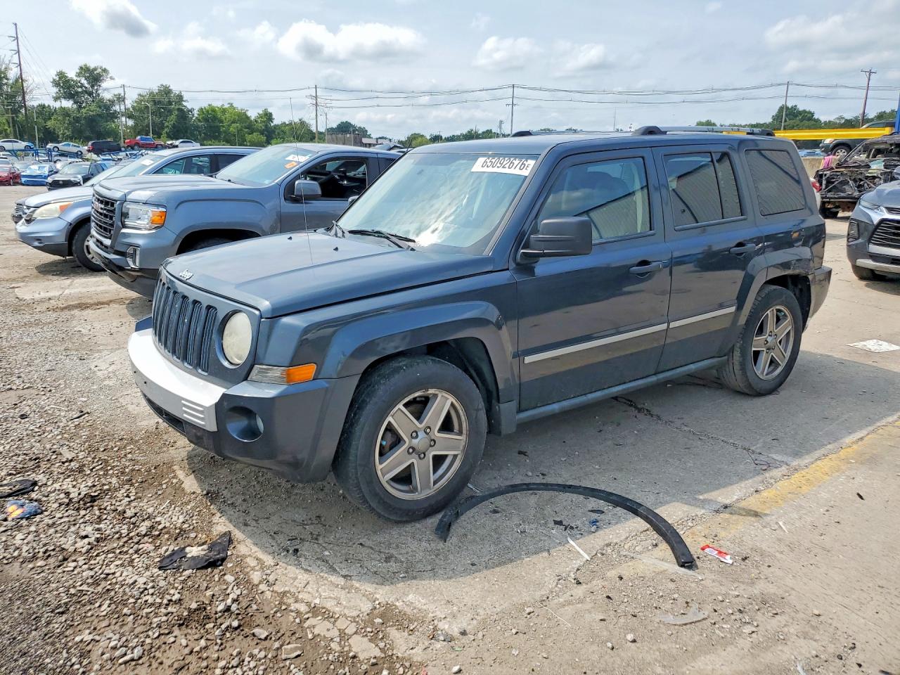 1J8FF48W58D608246 · 2008 JEEP PATRIOT