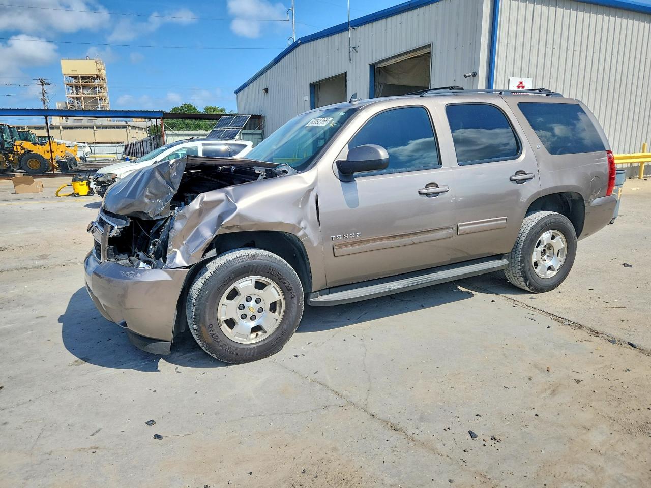 1GNSCBE0XDR350894 · 2013 CHEVROLET TAHOE