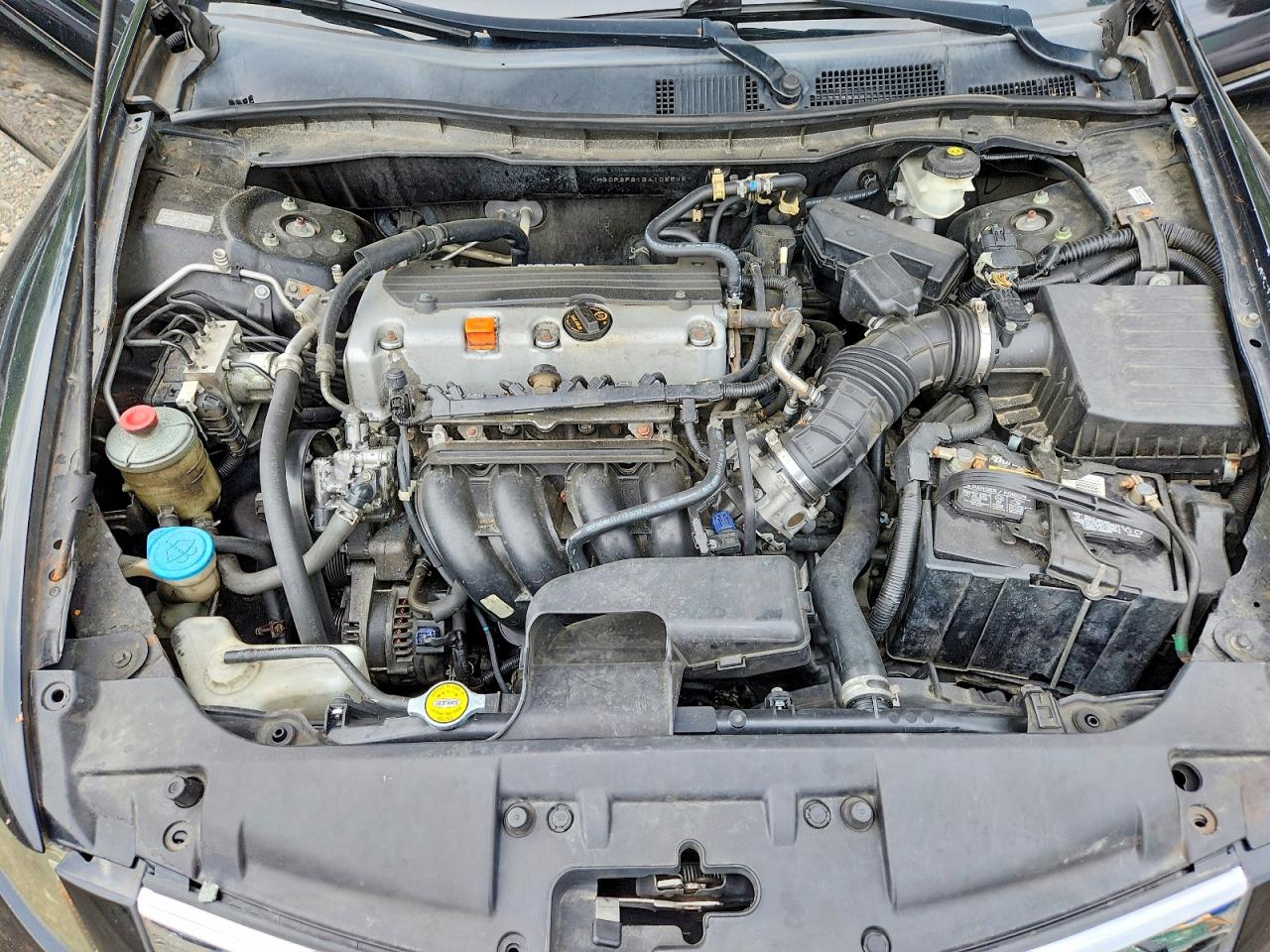 1HGCP2F61BA108545 · 2011 HONDA ACCORD · 11/12