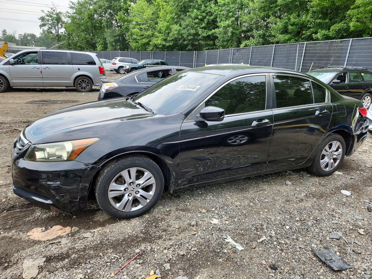 1HGCP2F61BA108545 · 2011 HONDA ACCORD