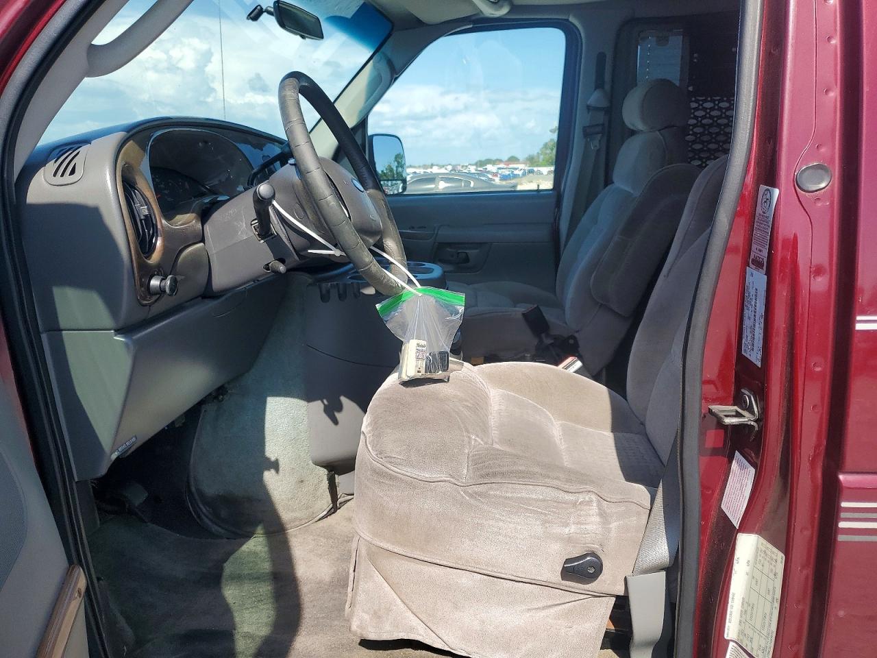 1FDNE24LX4HA98092 · 2004 FORD ECONOLINE · 7/14