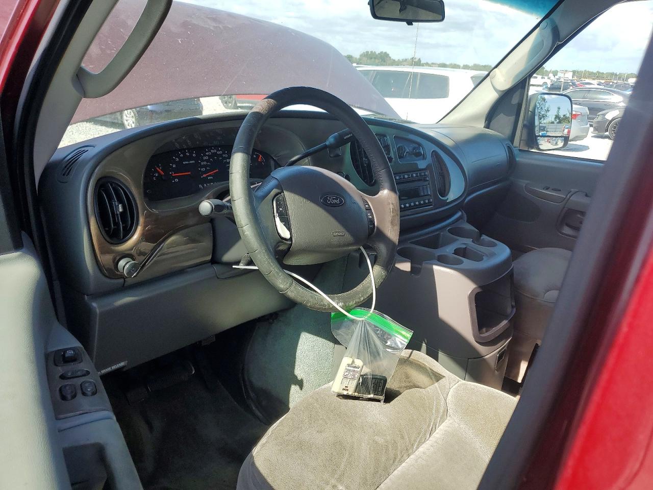 1FDNE24LX4HA98092 · 2004 FORD ECONOLINE · 8/14