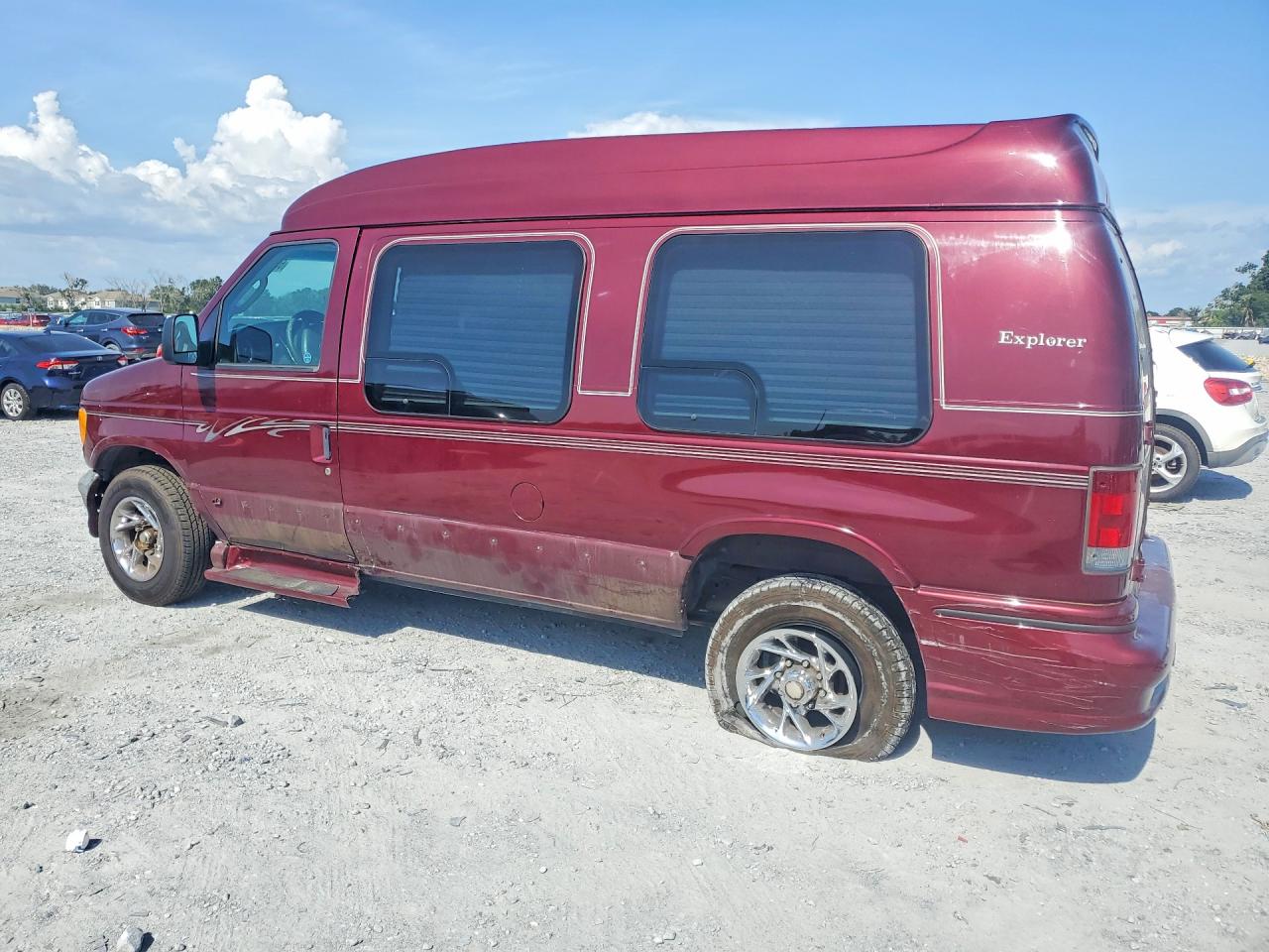 1FDNE24LX4HA98092 · 2004 FORD ECONOLINE · 2/14