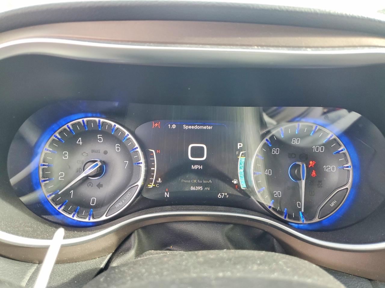2C4RC1EGXHR837673 · 2017 CHRYSLER PACIFICA · 9/13