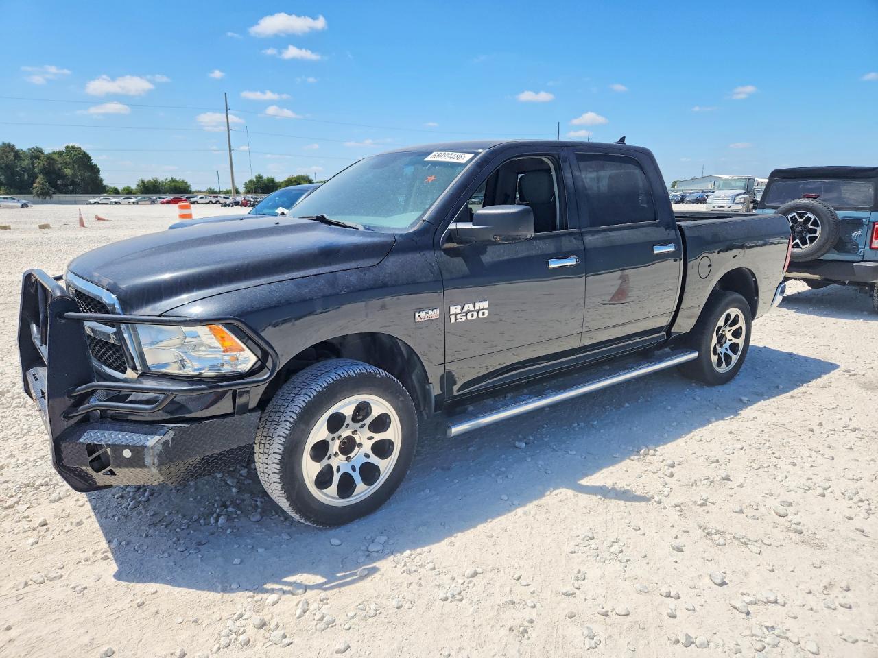 1C6RR7LT0FS769484 · 2015 RAM 1500