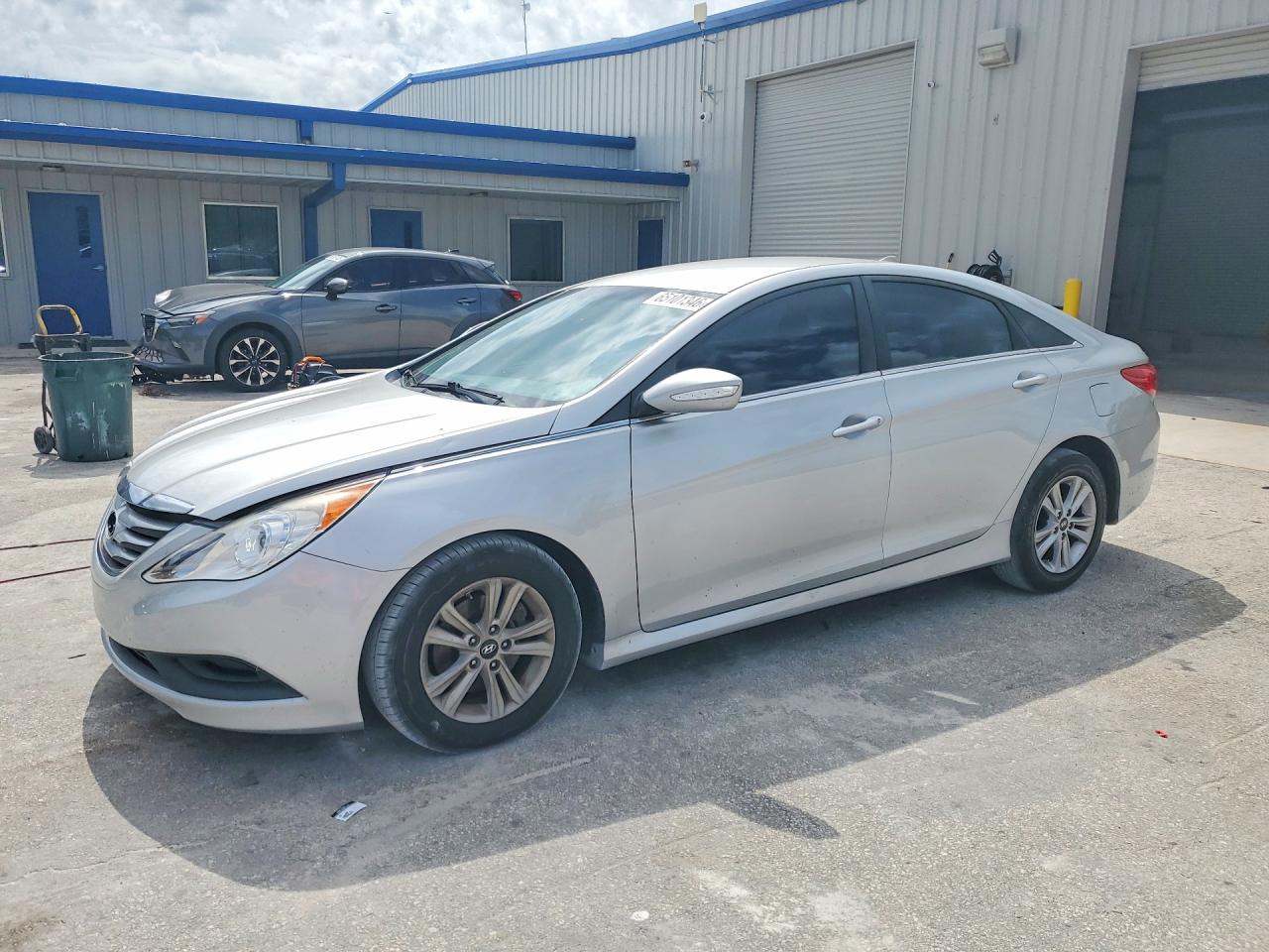 5NPEB4AC5EH943205 · 2014 HYUNDAI SONATA