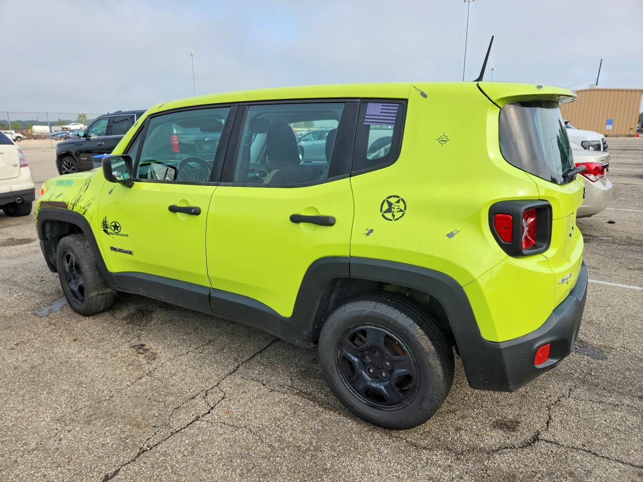 ZACCJBAB9HPG35178 · 2017 JEEP RENEGADE · 2/13