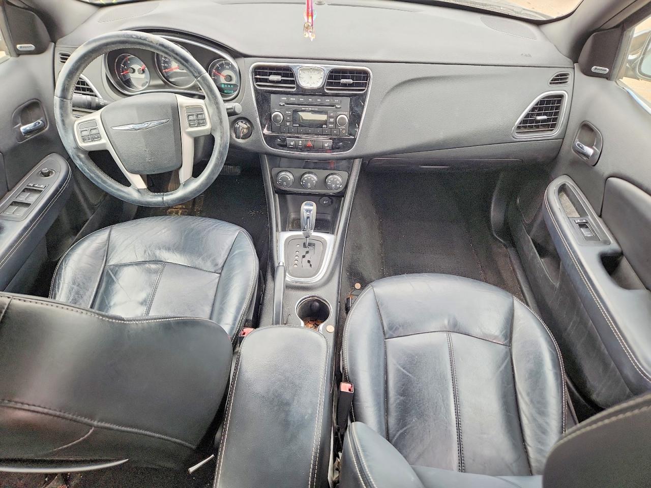 1C3CCBCG1DN712216 · 2013 CHRYSLER 200 · 8/12