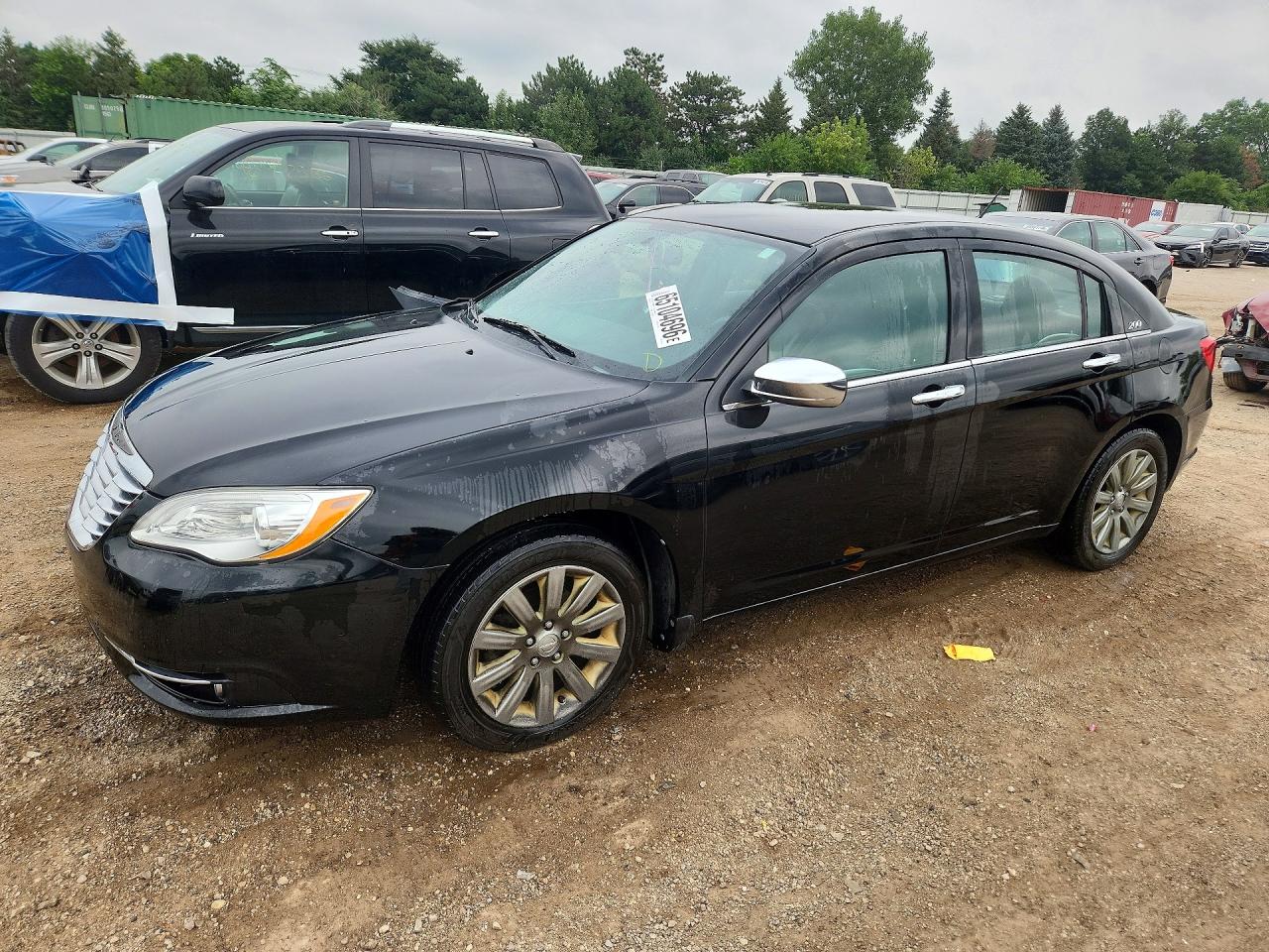 1C3CCBCG1DN712216 · 2013 CHRYSLER 200