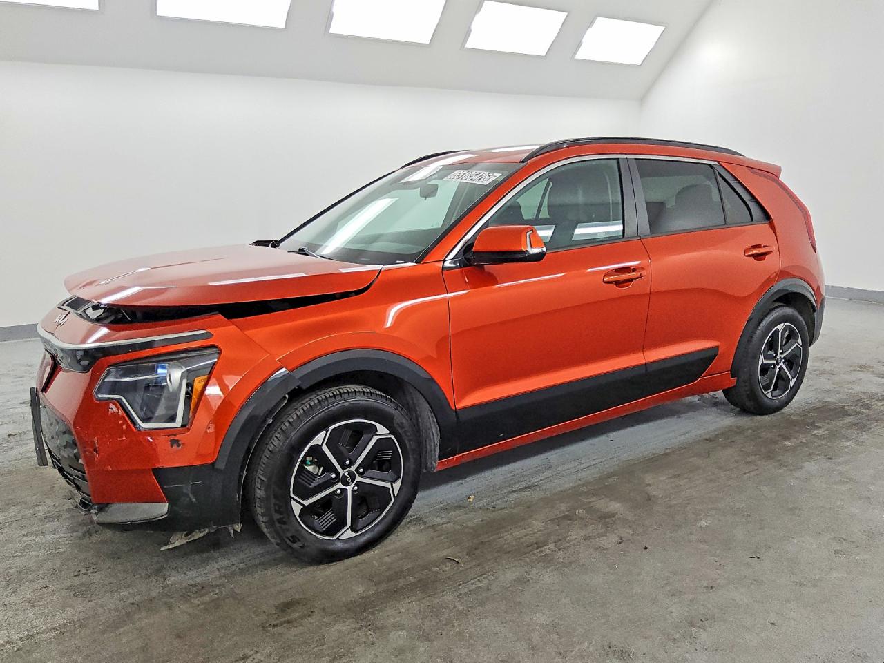 KNDCR3L1XP5025297 · 2023 KIA NIRO