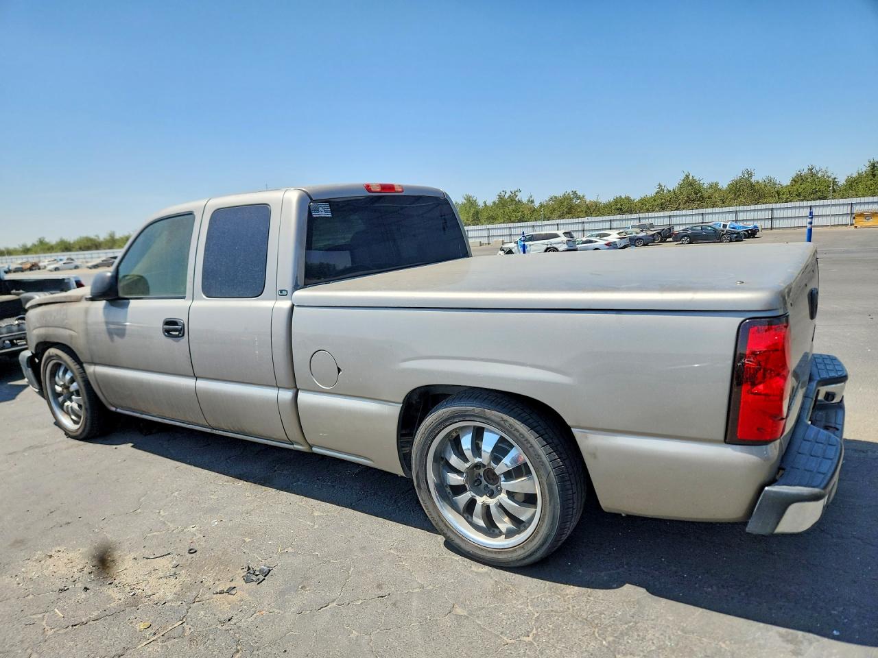 2GCEC19V431114710 · 2003 CHEVROLET SILVERADO · 2/12