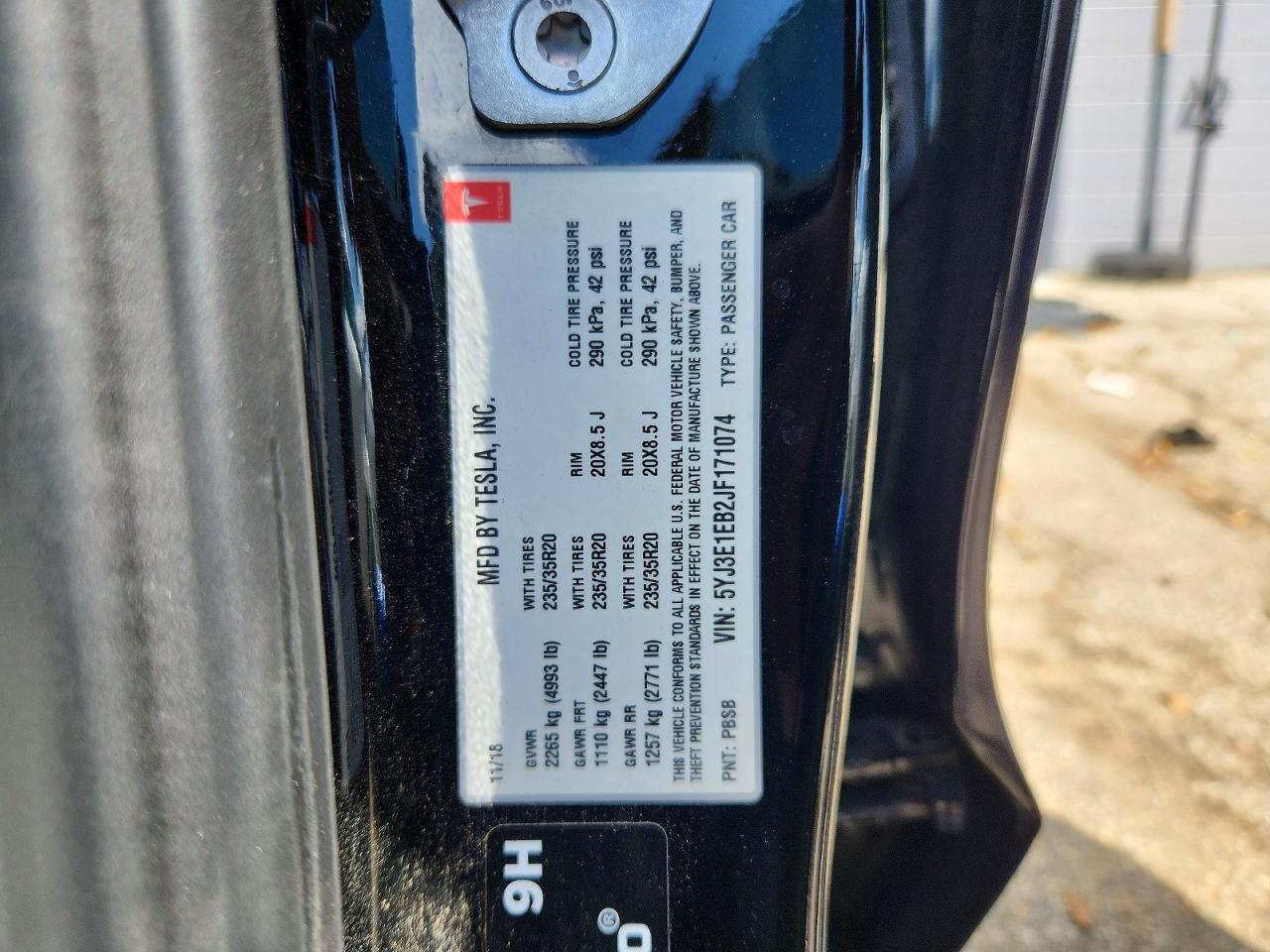 5YJ3E1EB2JF171074 · 2018 TESLA MODEL 3 · 12/12