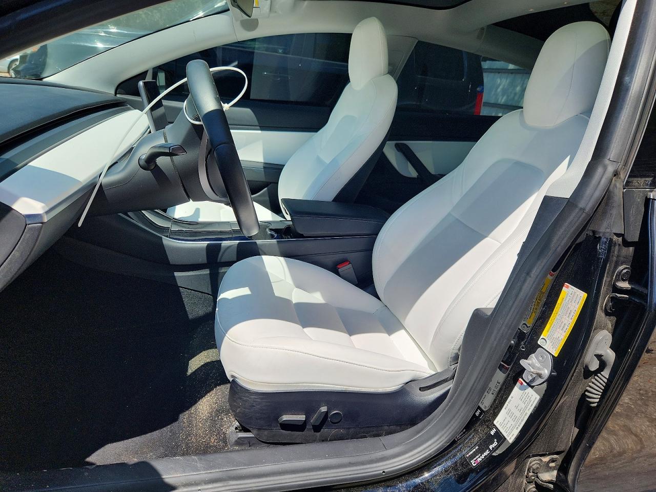 5YJ3E1EB2JF171074 · 2018 TESLA MODEL 3 · 7/12
