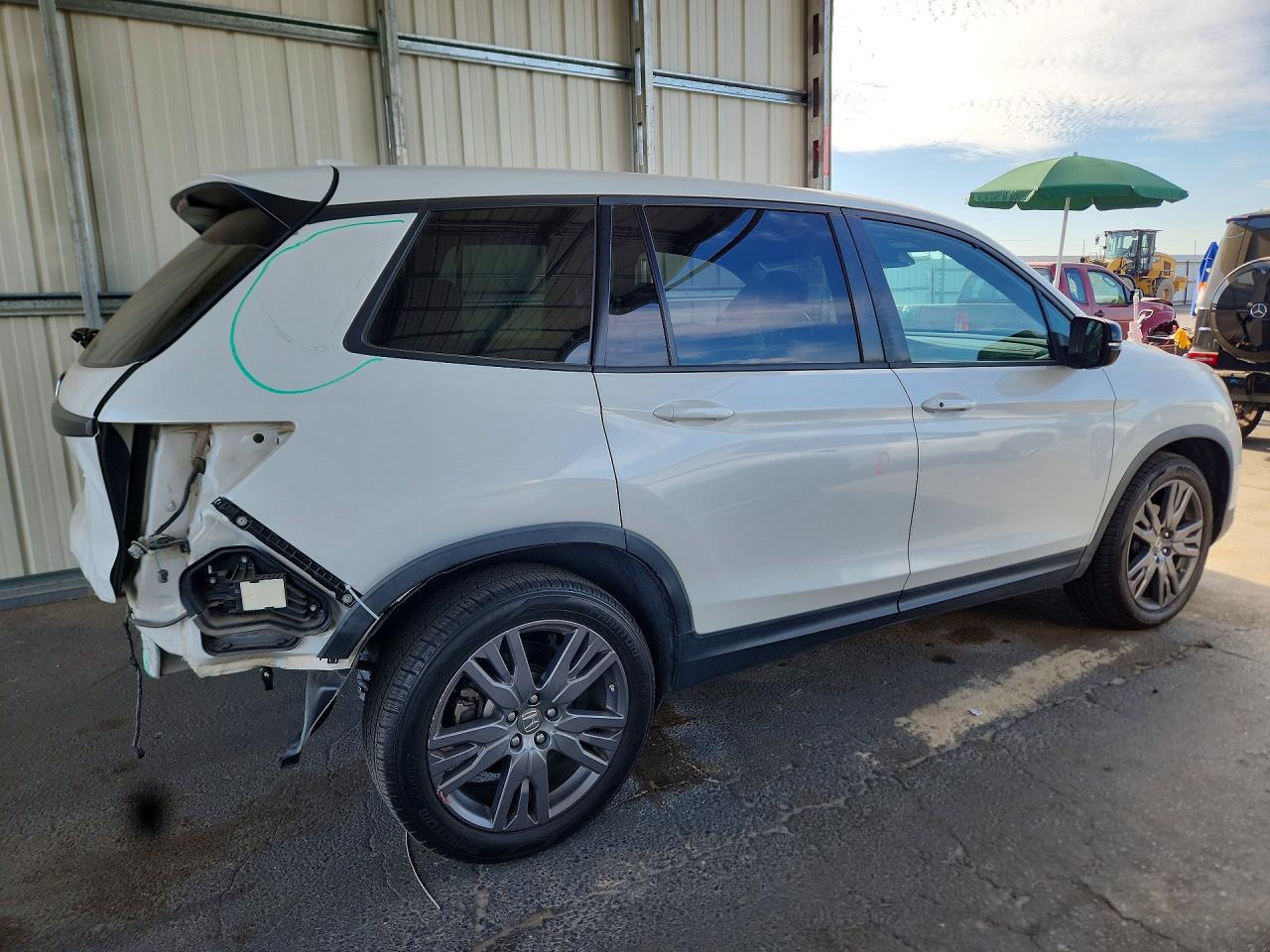 5FNYF7H54LB006433 · 2020 HONDA PASSPORT · 3/14