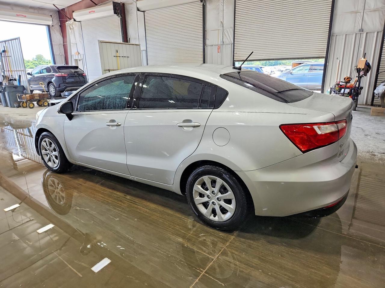 KNADM4A32H6028670 · 2017 KIA RIO · 2/13