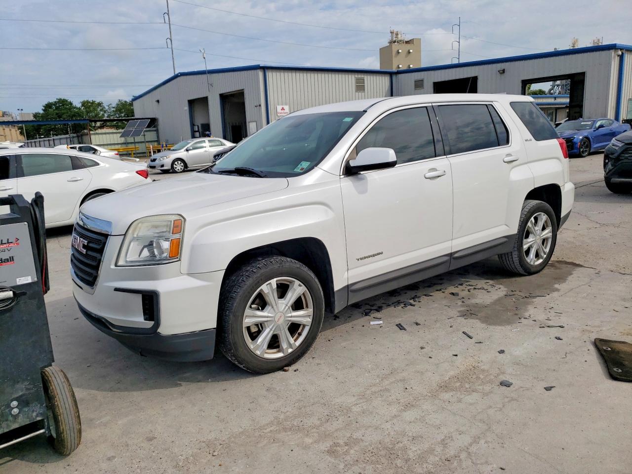 2GKALMEK9H6224663 · 2017 GMC TERRAIN