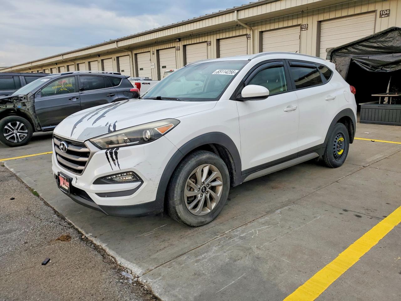 KM8J3CA44HU297465 · 2017 HYUNDAI TUCSON