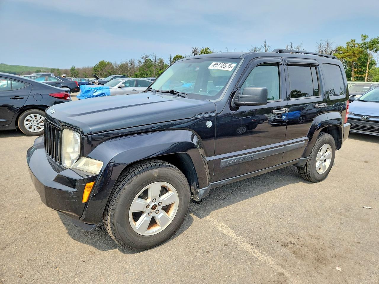 1C4PJMAK3CW137048 · 2012 JEEP LIBERTY