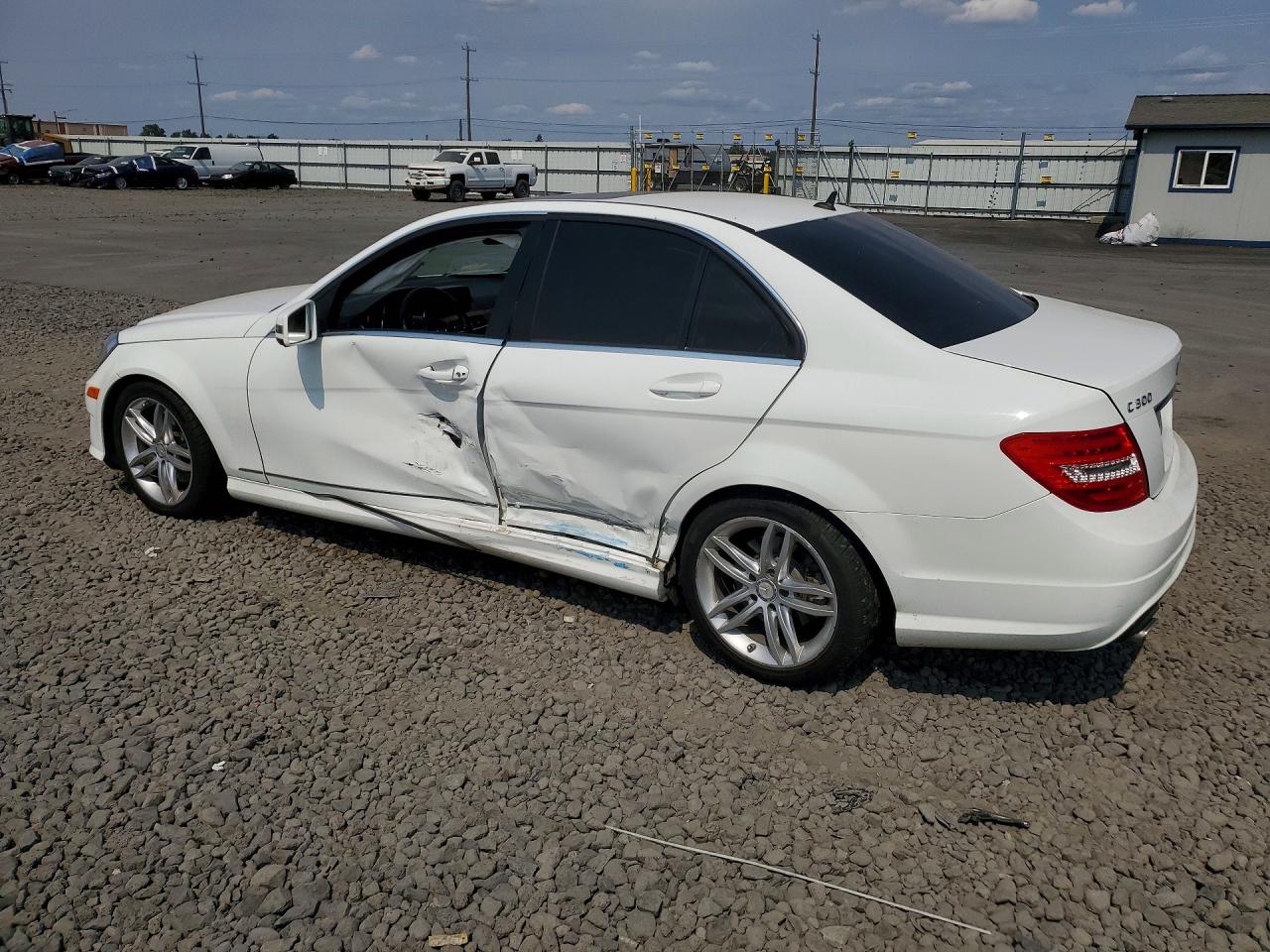 WDDGF8AB9DR255829 · 2013 MERCEDES-BENZ C · 2/12
