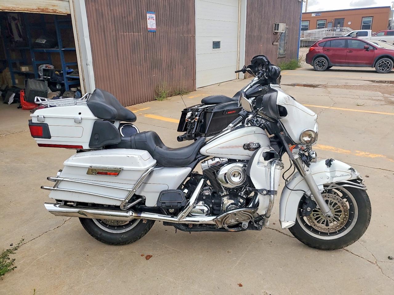 2008 HARLEY-DAVIDSON FLHTCUI