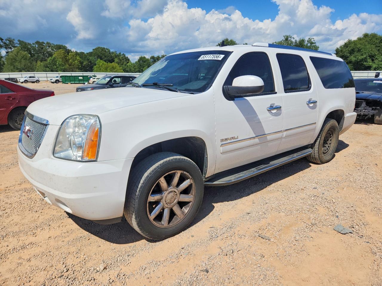 1GKS2MEF1DR357121 · 2013 GMC YUKON XL