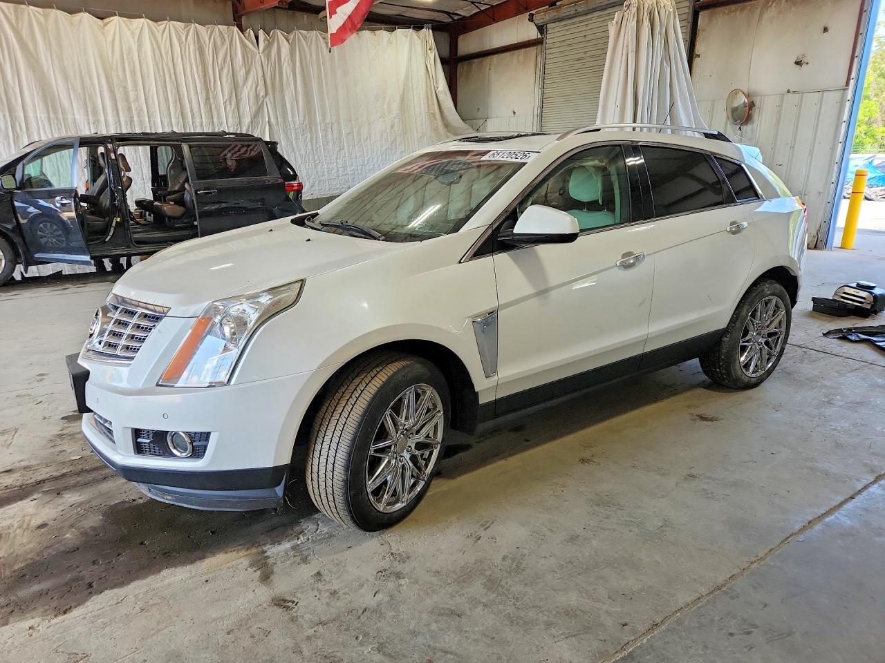 3GYFNGE31FS530352 · 2015 CADILLAC SRX