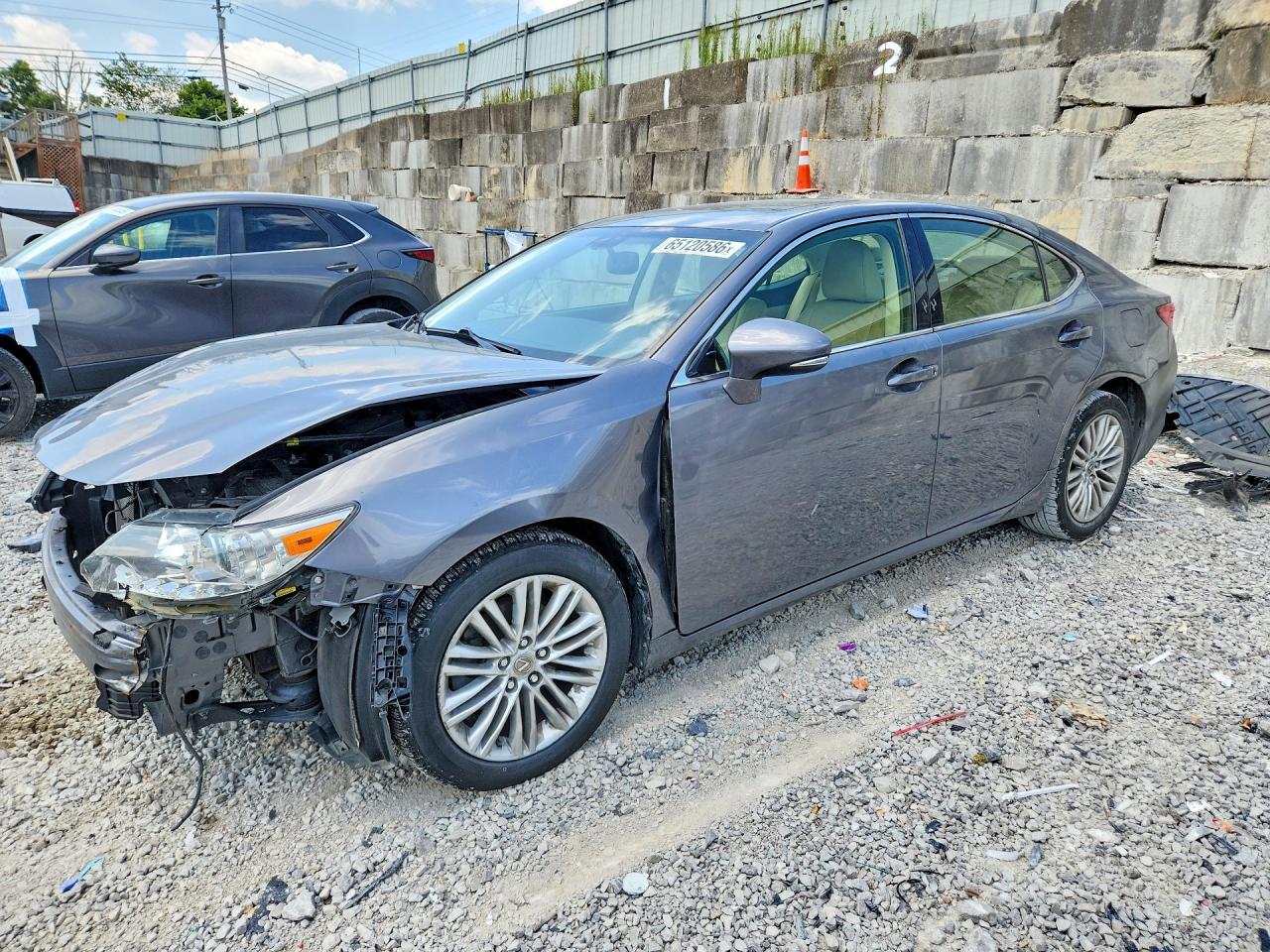 JTHBK1GG1F2167295 · 2015 LEXUS ES